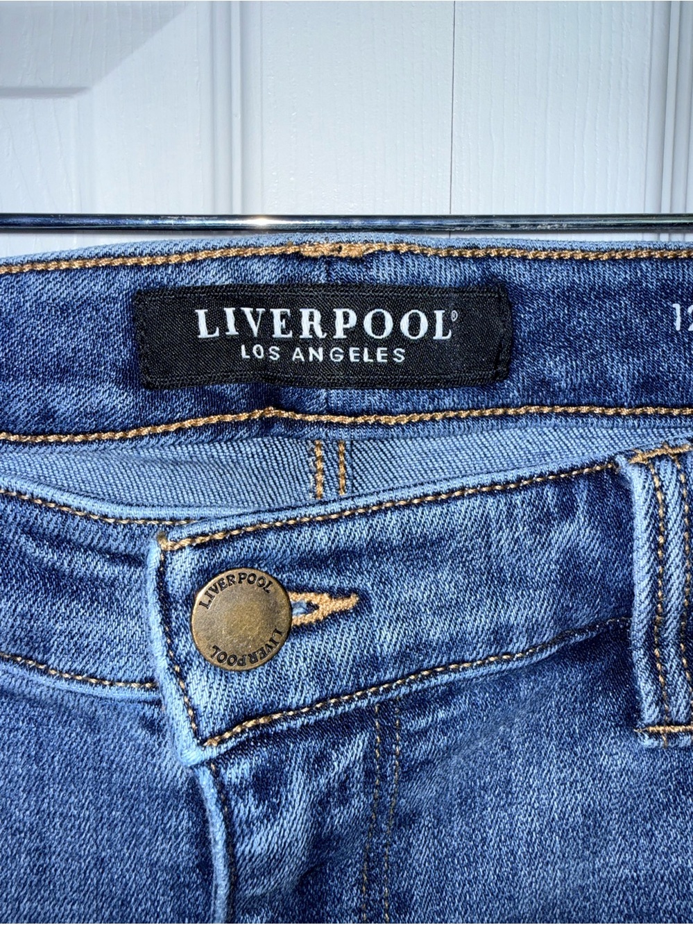 Liverpool woman’s high-rise Wide-Leg raw hem cropped Jeans in Dark‎ Blue 12/31 - Picture 5 of 16
